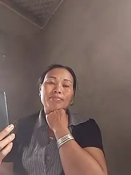 Karen china online show from 22, 11, 2025