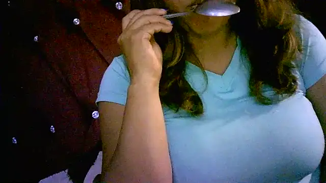 Zulreyna online show from 24, 4, 2026