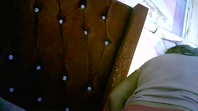 Zulreyna online show from 25, 4, 2026