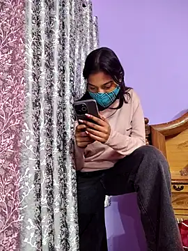 Student12th online show from 28, 11, 2025