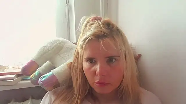 HornyElena online show from 14, 6, 2026