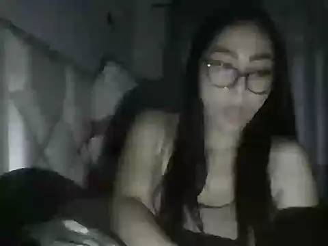 Snapshot of koralencanto chatting on 8, 11, 2025 koralencanto online show from 8, 11, 2025