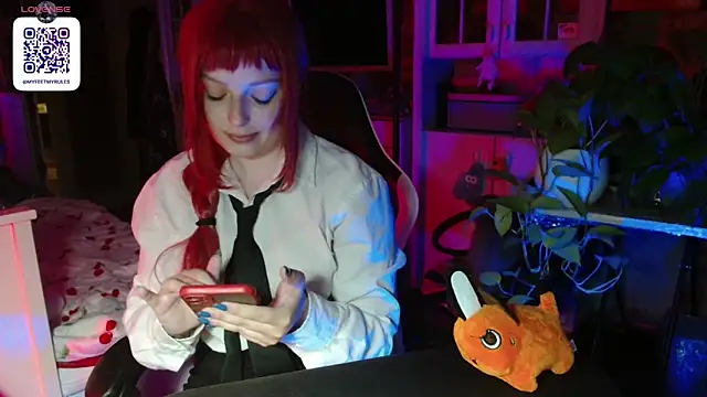 dominyantrix online show from 19, 6, 2026