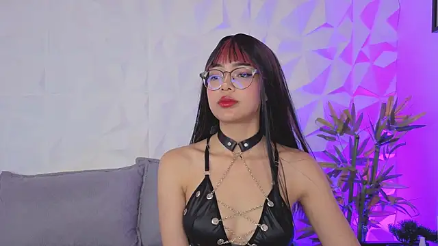  ViolletteNoir  online show from 13, 12, 2025