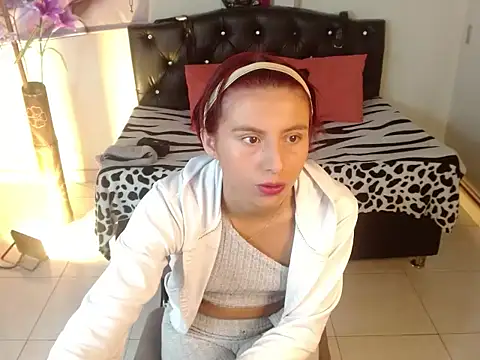 LuluKiss  online show from 6, 1, 2026