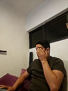 Snapshot of yayo_33 chatting on 11, 4, 2026 yayo 33 online show from 11, 4, 2026