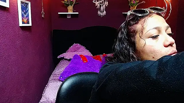 monika 256 online show from 5, 2, 2026