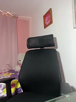 Melody Spencer26 online show from 25, 4, 2026