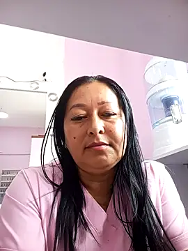 keilaJhonsom1 online show from 6, 11, 2025