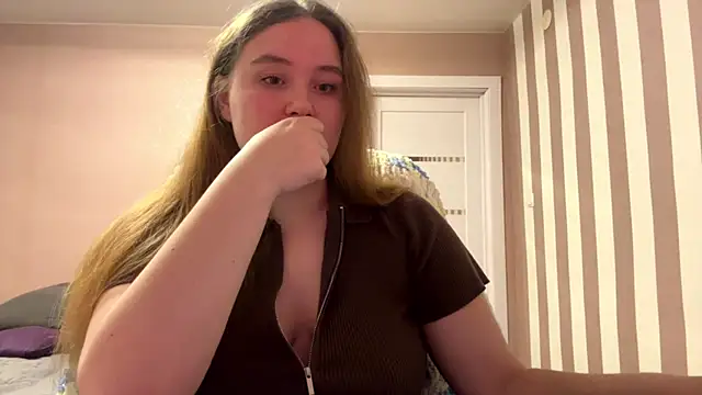 BabyBlissxx online show from 27, 4, 2026