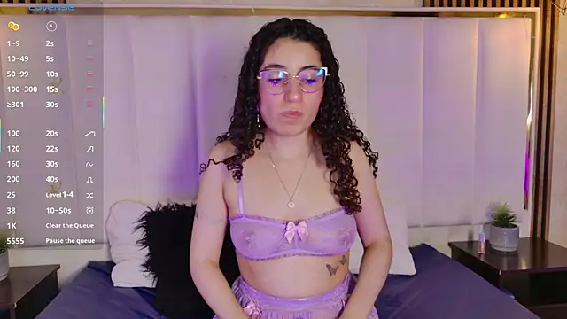 DemiJones  online show from 9, 11, 2025