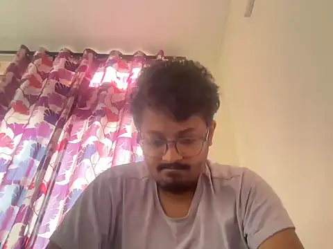 Snapshot of Your_yash2 chatting on 7, 6, 2026 Your yash2 online show from 7, 6, 2026