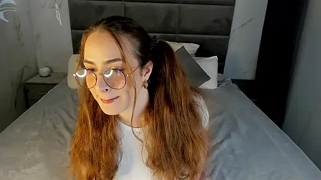 moon sanny online show from 17, 12, 2025