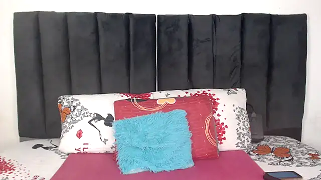 Miss-Berries online show from 17, 2, 2026