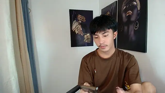 Snapshot of Urloverhardcock chatting on 15, 12, 2025 Urloverhardcock online show from 15, 12, 2025