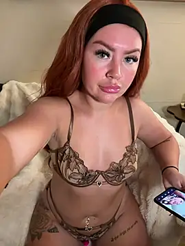 LillieMaee online show from 28, 7, 2026