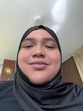Snapshot of sweetmuslim01 chatting on 23, 6, 2026 sweetmuslim01 online show from 23, 6, 2026