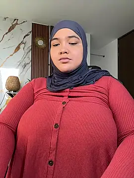 Snapshot of sweetmuslim01 chatting on 8, 7, 2026 sweetmuslim01 online show from 8, 7, 2026