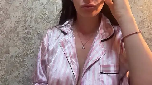 Angelinaa19 online show from 2, 4, 2026