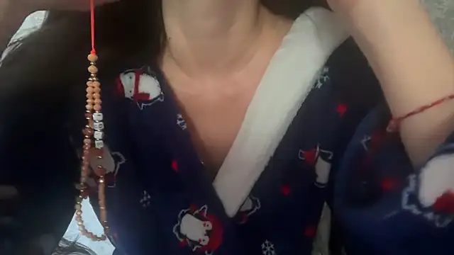 Snapshot of Angelinaa19 chatting on 2, 5, 2026 Angelinaa19 online show from 2, 5, 2026