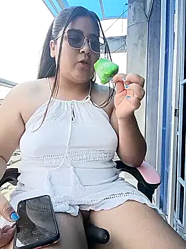 Snapshot of _mari_lunna_ chatting on 25, 11, 2025 mari lunna online show from 25, 11, 2025