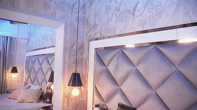 crystal gilton online show from 28, 2, 2026