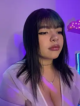 VIOLET EF online show from 11, 11, 2025