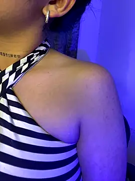 VIOLET EF online show from 14, 11, 2025