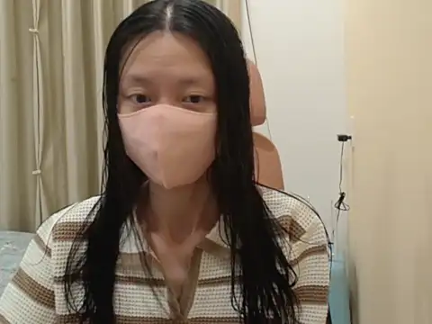 Lil-Cherries online show from 8, 1, 2026