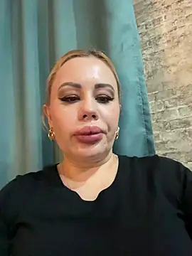 Snapshot of MonnyStef chatting on 15, 2, 2026 MonnyStef online show from 15, 2, 2026