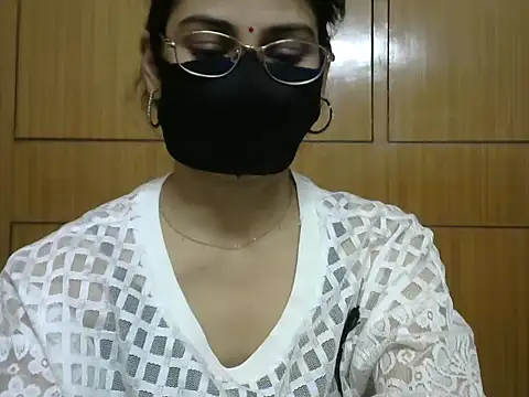 Snapshot of Fairy_Pie chatting on 6, 6, 2026 Fairy Pie online show from 6, 6, 2026