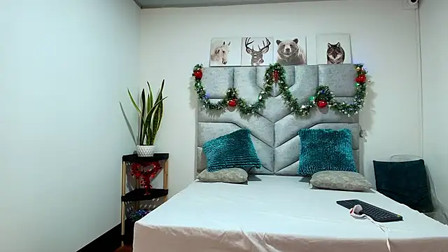 GimenaLyam online show from 22, 11, 2025