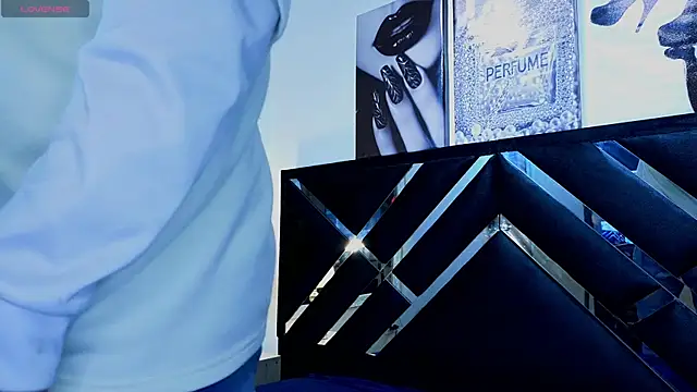 Un Sluttyy online show from 28, 4, 2026