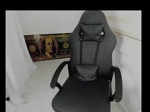 queen findom1 online show from 9, 4, 2026