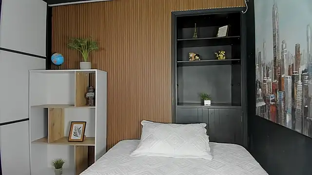 ZarinaWynne online show from 28, 3, 2026