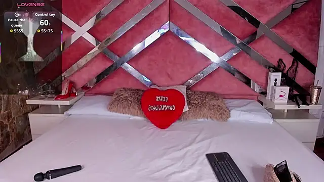 Snapshot of Lily_Queen30 chatting on 11, 1, 2026 Lily Queen30 online show from 11, 1, 2026