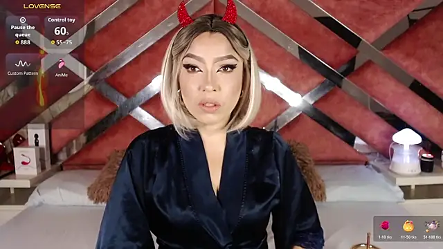 Snapshot of Lily_Queen30 chatting on 13, 2, 2026 Lily Queen30 online show from 13, 2, 2026