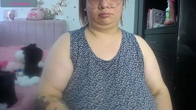 kattybbwbigboobs  online show from 23, 4, 2026