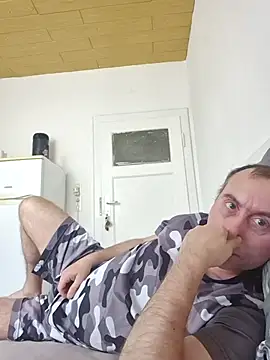 TirelessLot3 online show from 17, 5, 2026