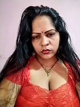 lovely  queen online show from 9, 11, 2025