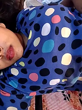 Sexy Divya   online show from 6, 4, 2026