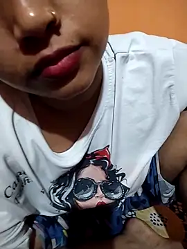 Sexy Divya   online show from 23, 4, 2026