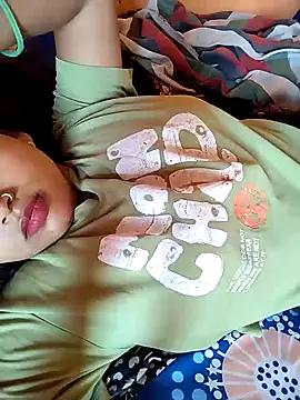 Sexy Divya   online show from 25, 4, 2026