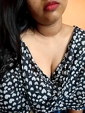Snapshot of Sexy_Divya__ chatting on 4, 6, 2026 Sexy Divya online show from 4, 6, 2026