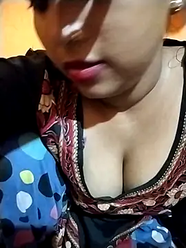 Snapshot of Sexy_Divya__ chatting on 8, 6, 2026 Sexy Divya online show from 8, 6, 2026