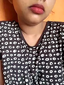 Sexy Divya   online show from 20, 6, 2026