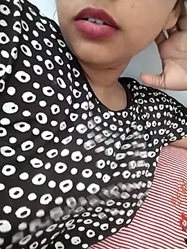 Sexy Divya   online show from 24, 7, 2026