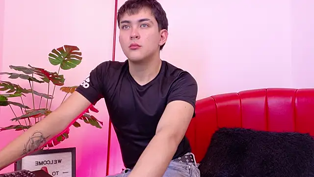 Valentin X online show from 16, 11, 2025