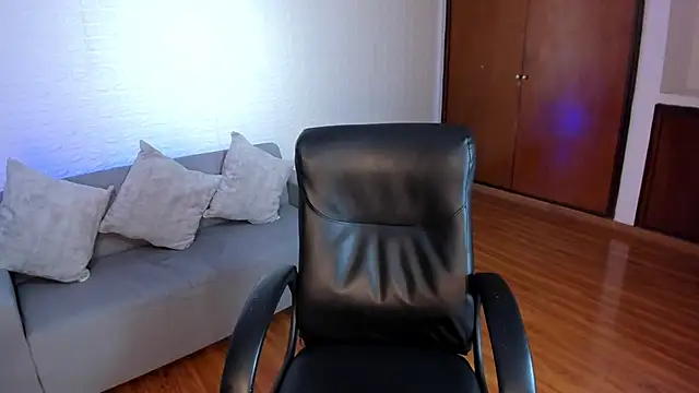 Snapshot of Saara_Corraless chatting on 29, 11, 2025 Saara Corraless online show from 29, 11, 2025