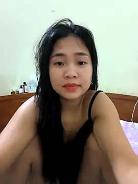 Lynly k2 online show from 19, 4, 2026